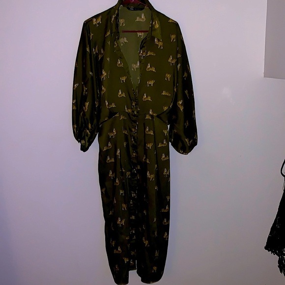 Zara RaRe tiger print satin dress button up size Large - Picture 5 of 6